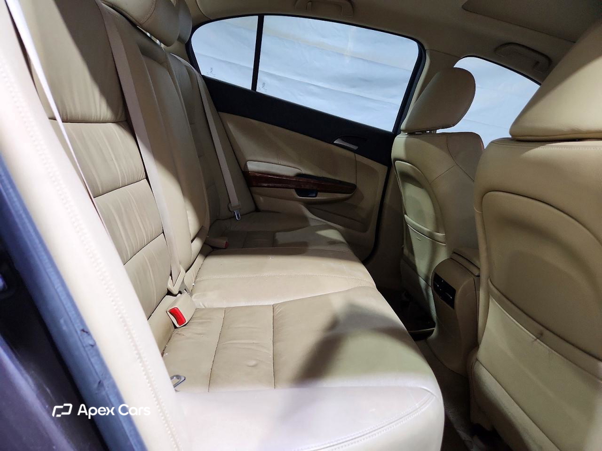 Honda Accord 2011
