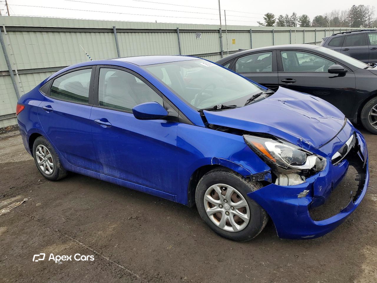 Hyundai Accent 2013