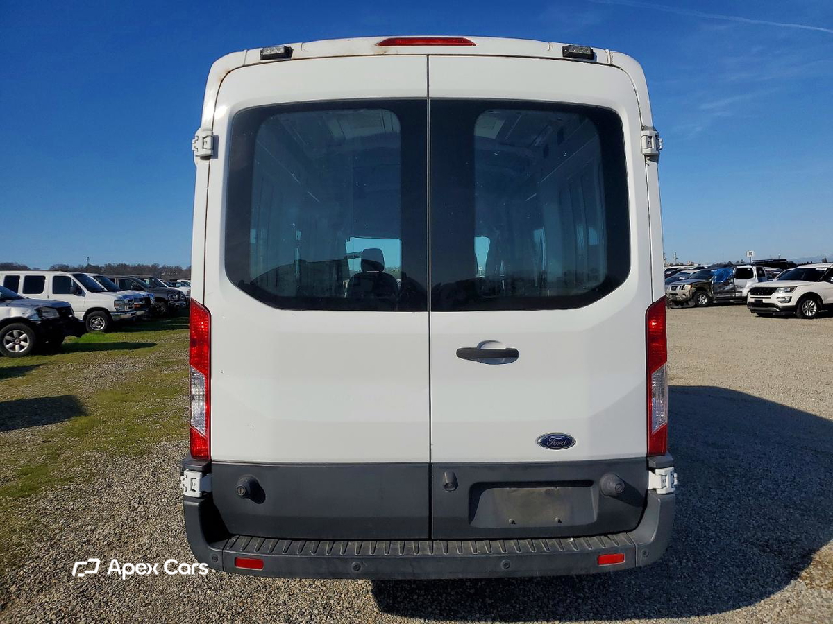 Ford Transit 2016
