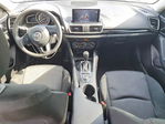 Mazda 3 2015