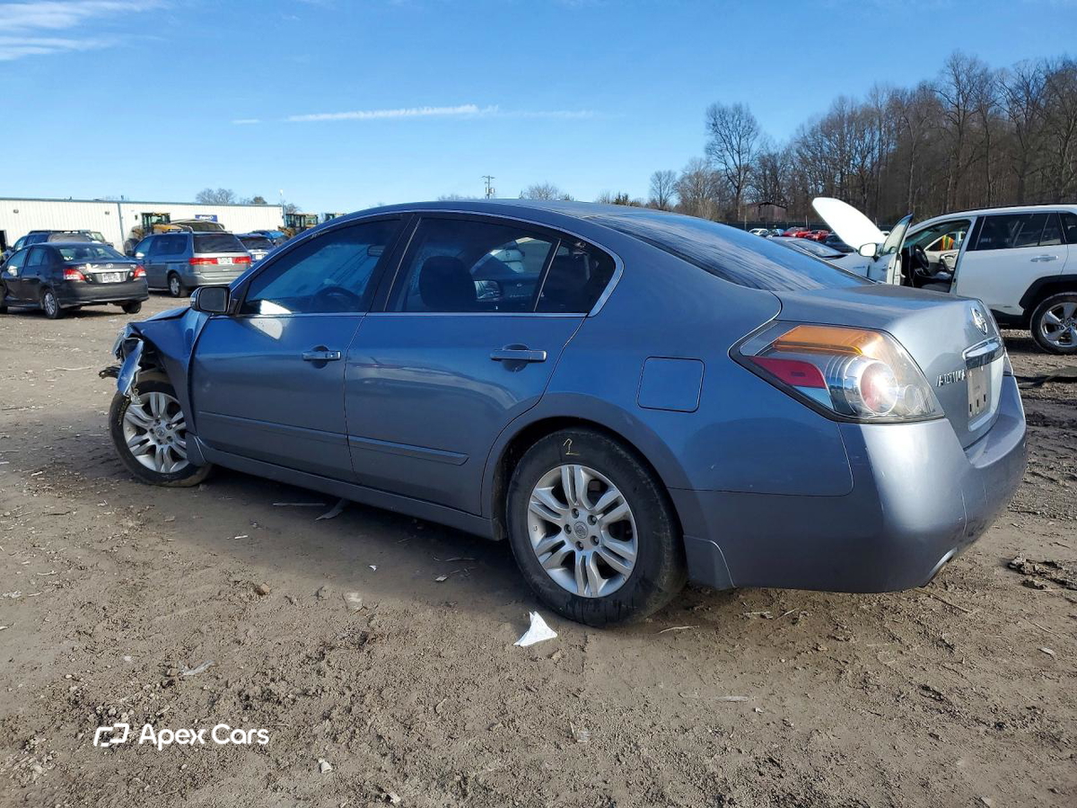 Nissan Altima 2011