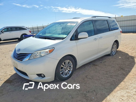 Toyota Sienna 2017 - Image 1 of 13
