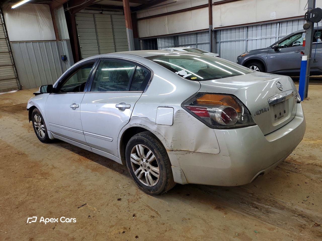 Nissan Altima 2010