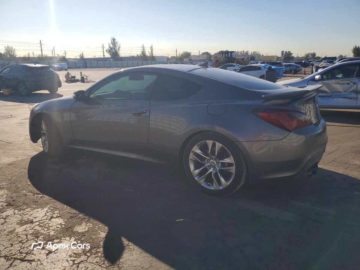 Hyundai Genesis 2013