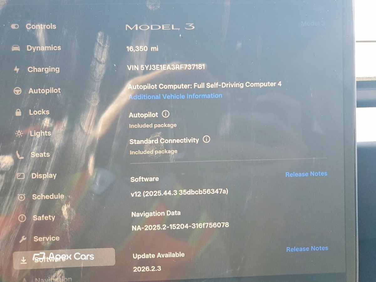 Tesla Model 3 2024