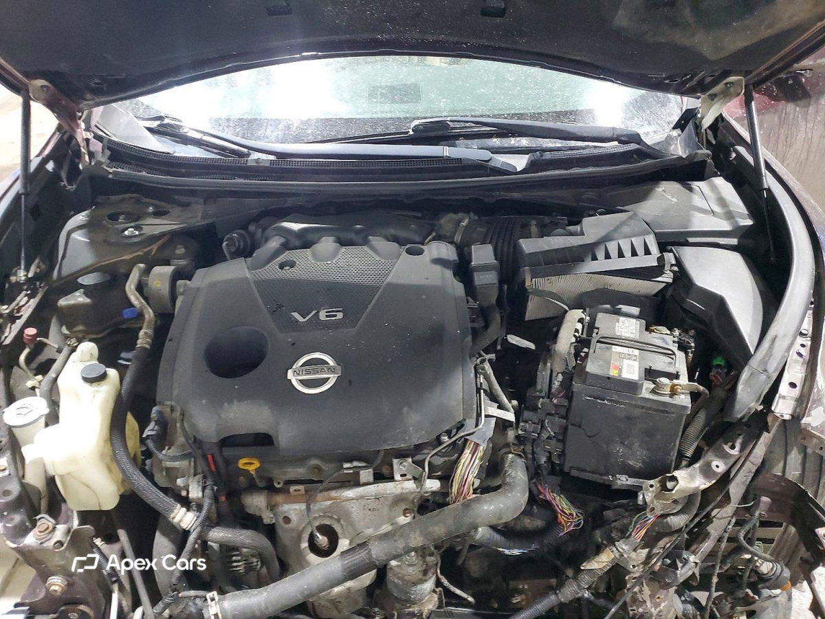 Nissan Maxima 2014