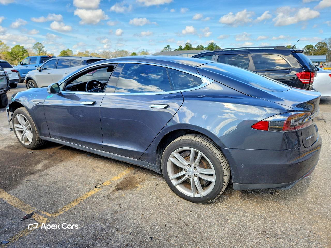 Tesla Model S 2015