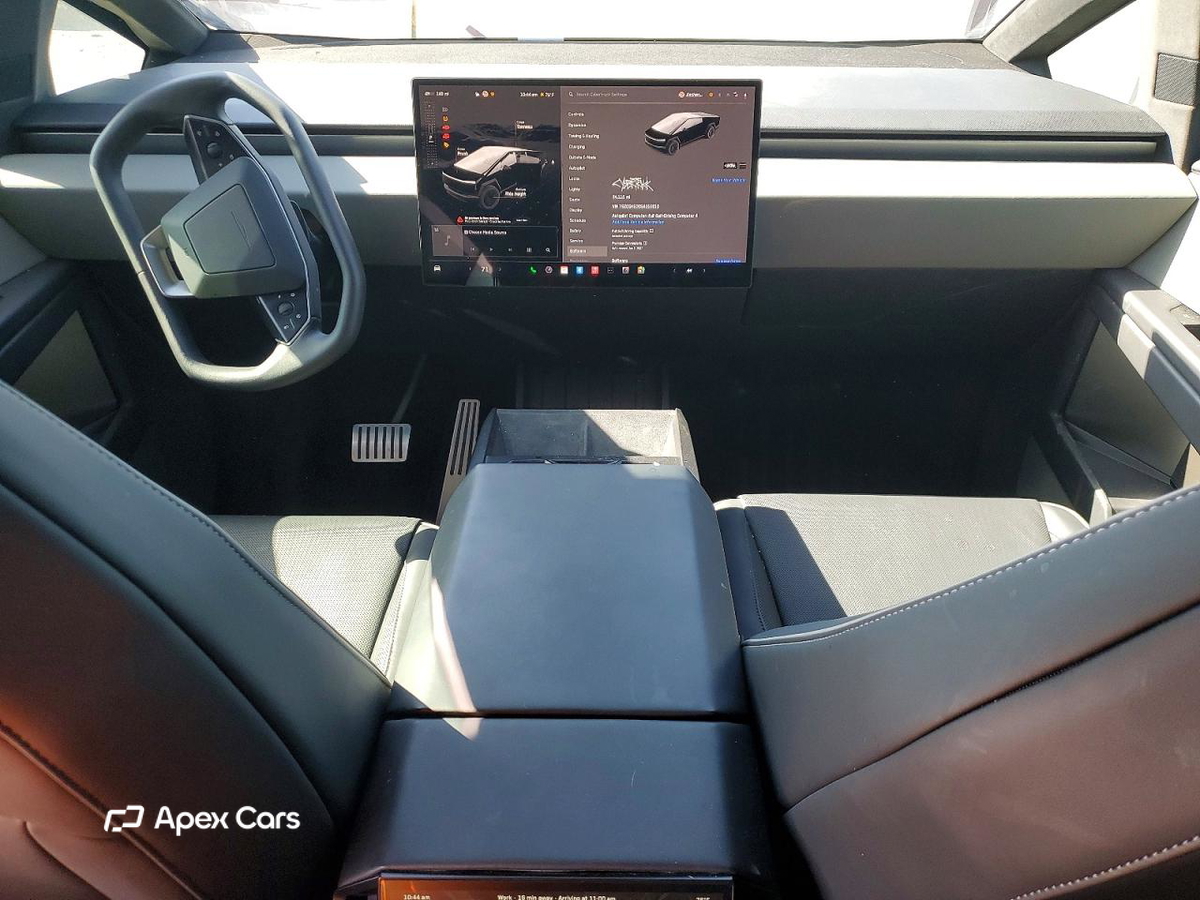 Tesla Cybertruck 2025