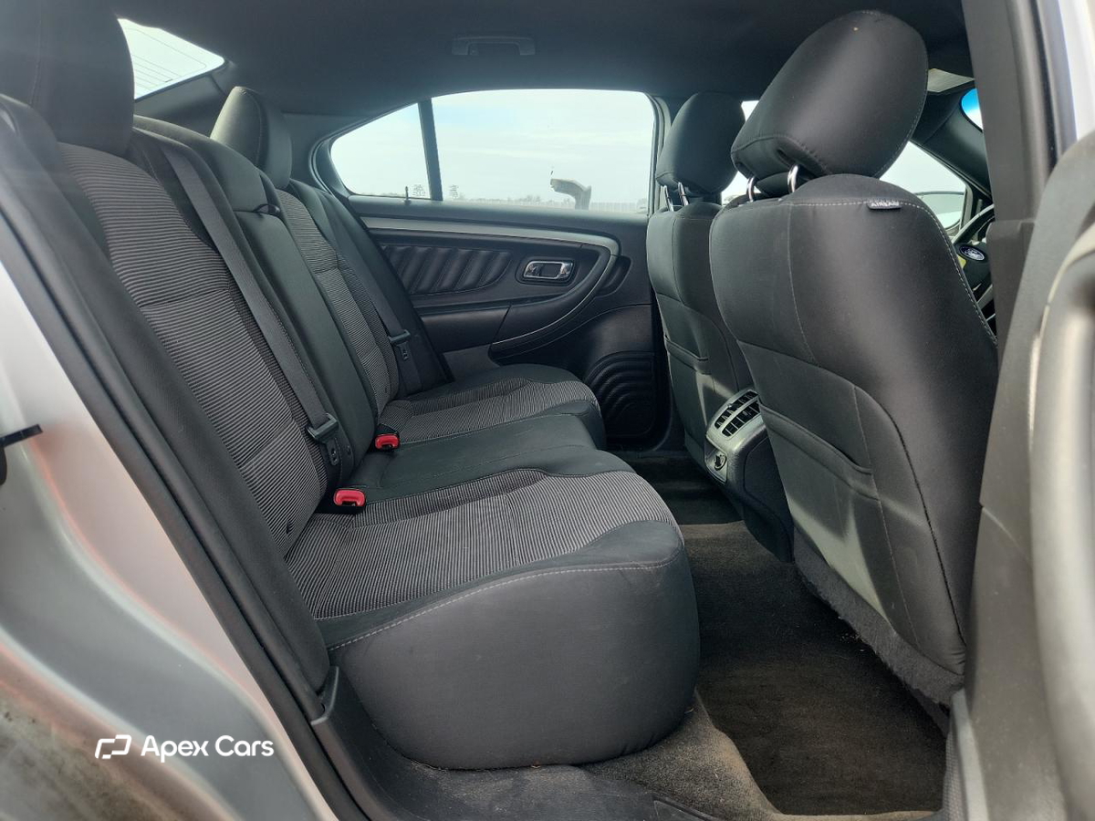 Ford Taurus 2013