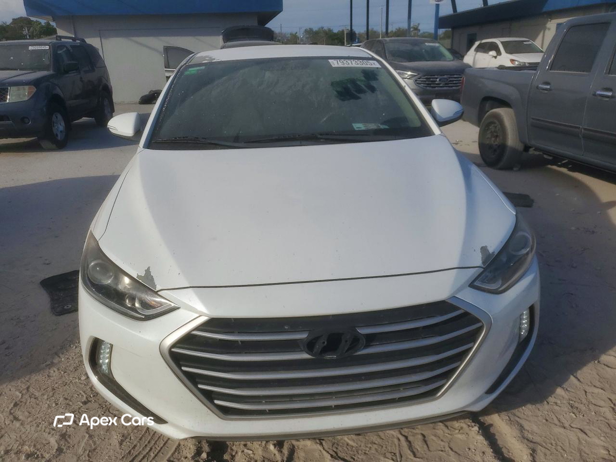 Hyundai Elantra 2018