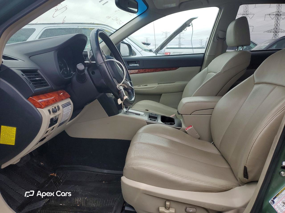 Subaru Outback 2011