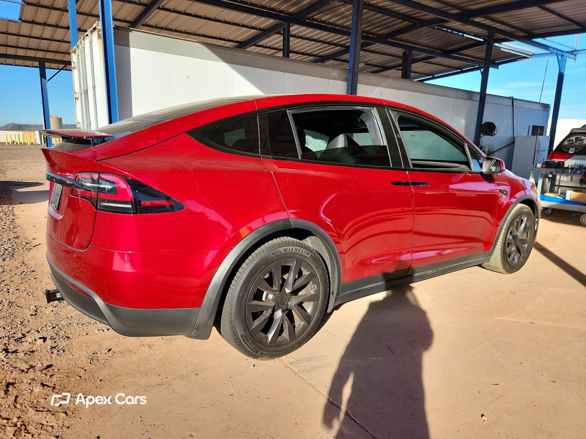 Tesla Model X 2023