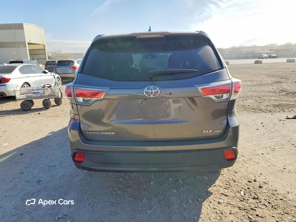 Toyota Highlander 2015
