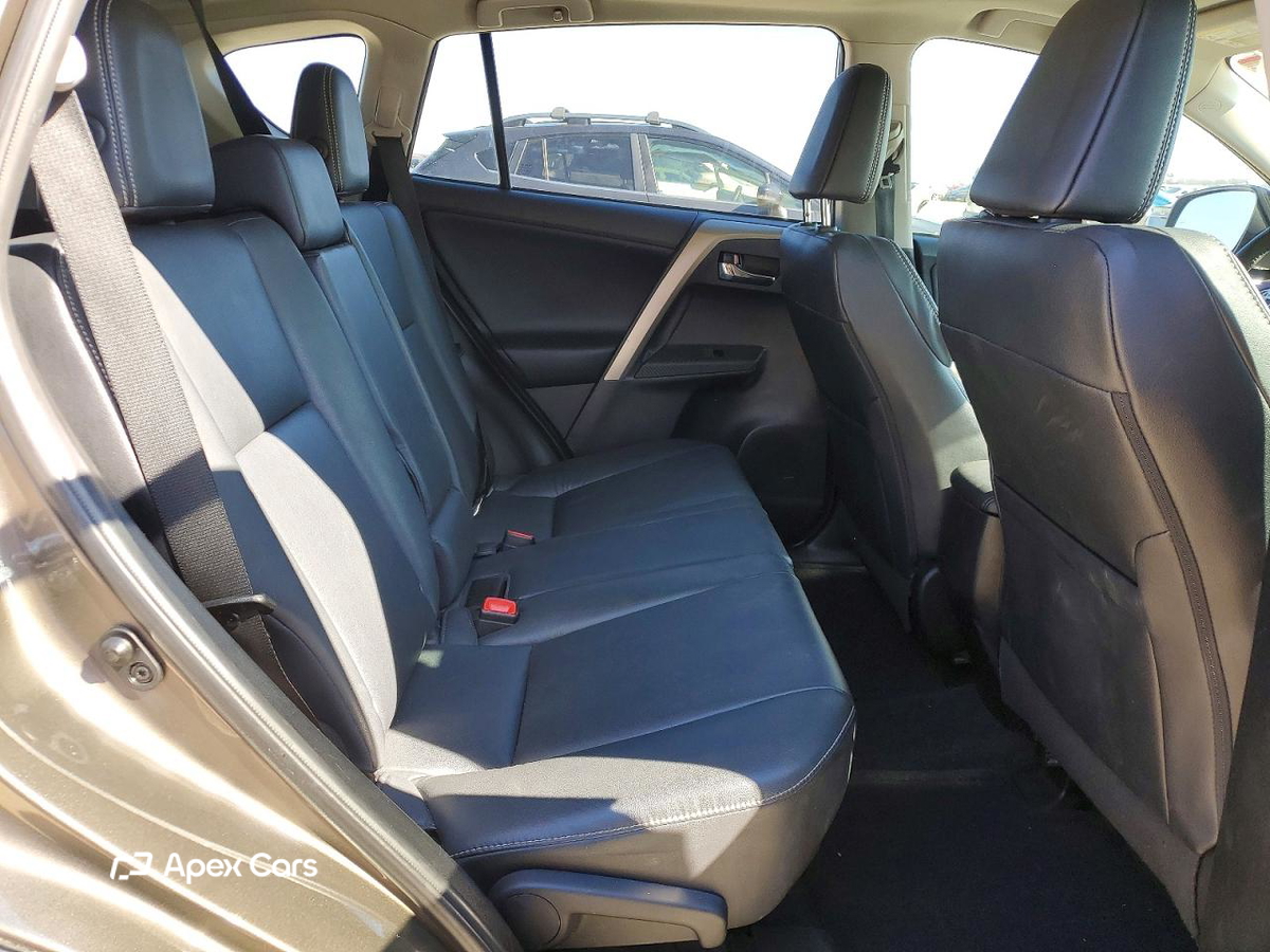 Toyota RAV 4 2015