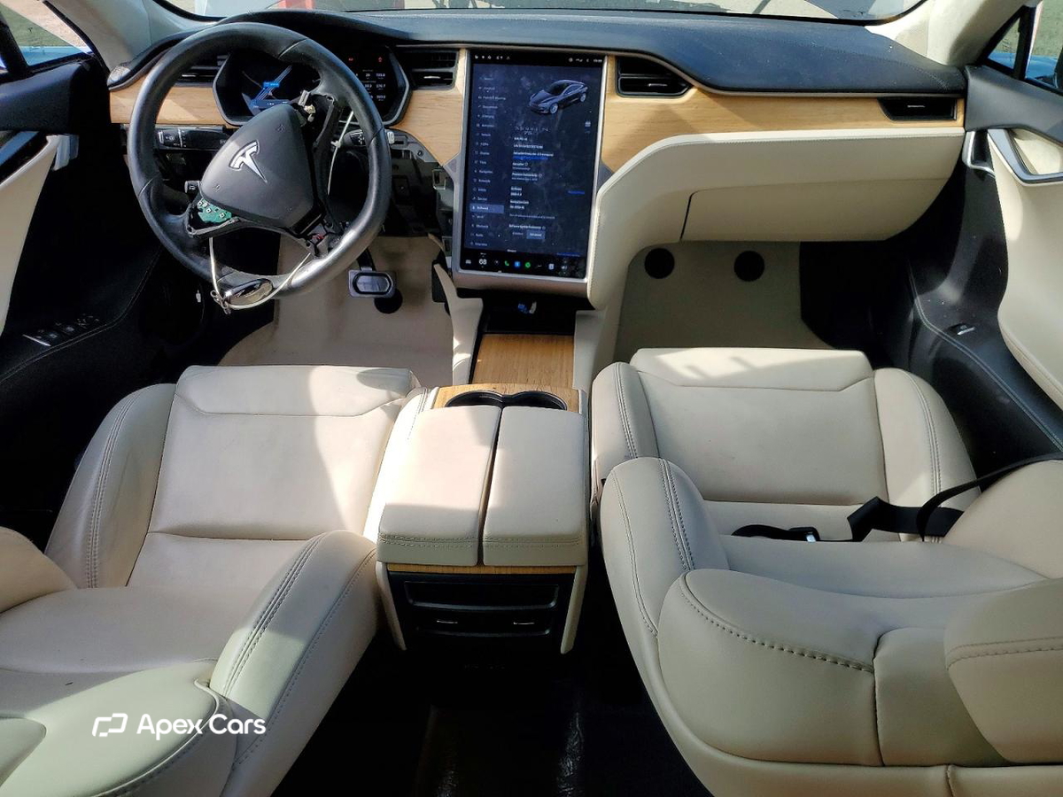 Tesla Model S 2018