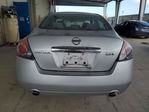 Nissan Altima 2011