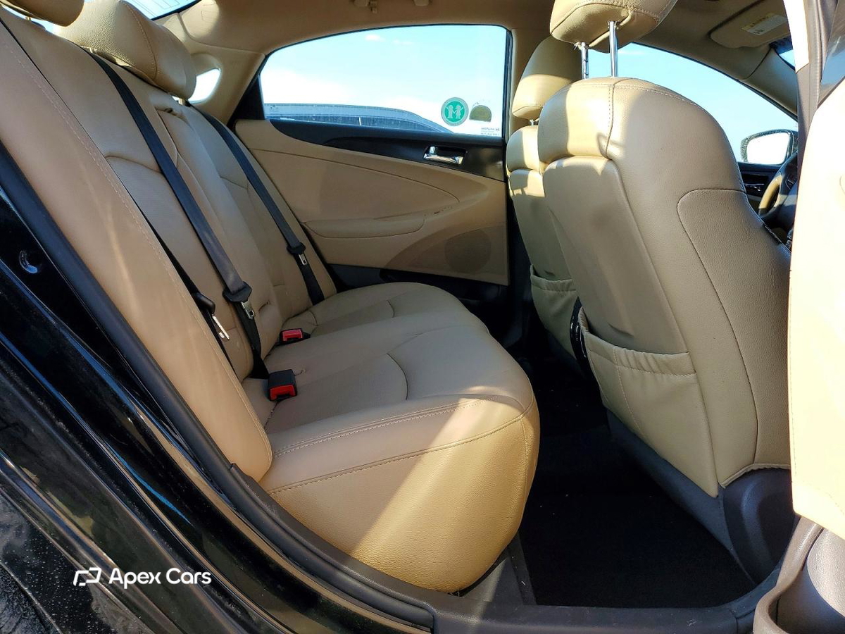 Hyundai Sonata 2013