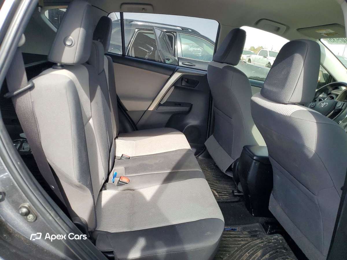Toyota RAV 4 2015
