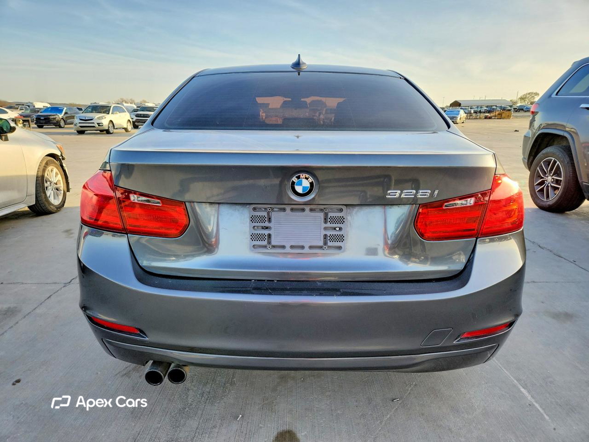 BMW Series 3 2012