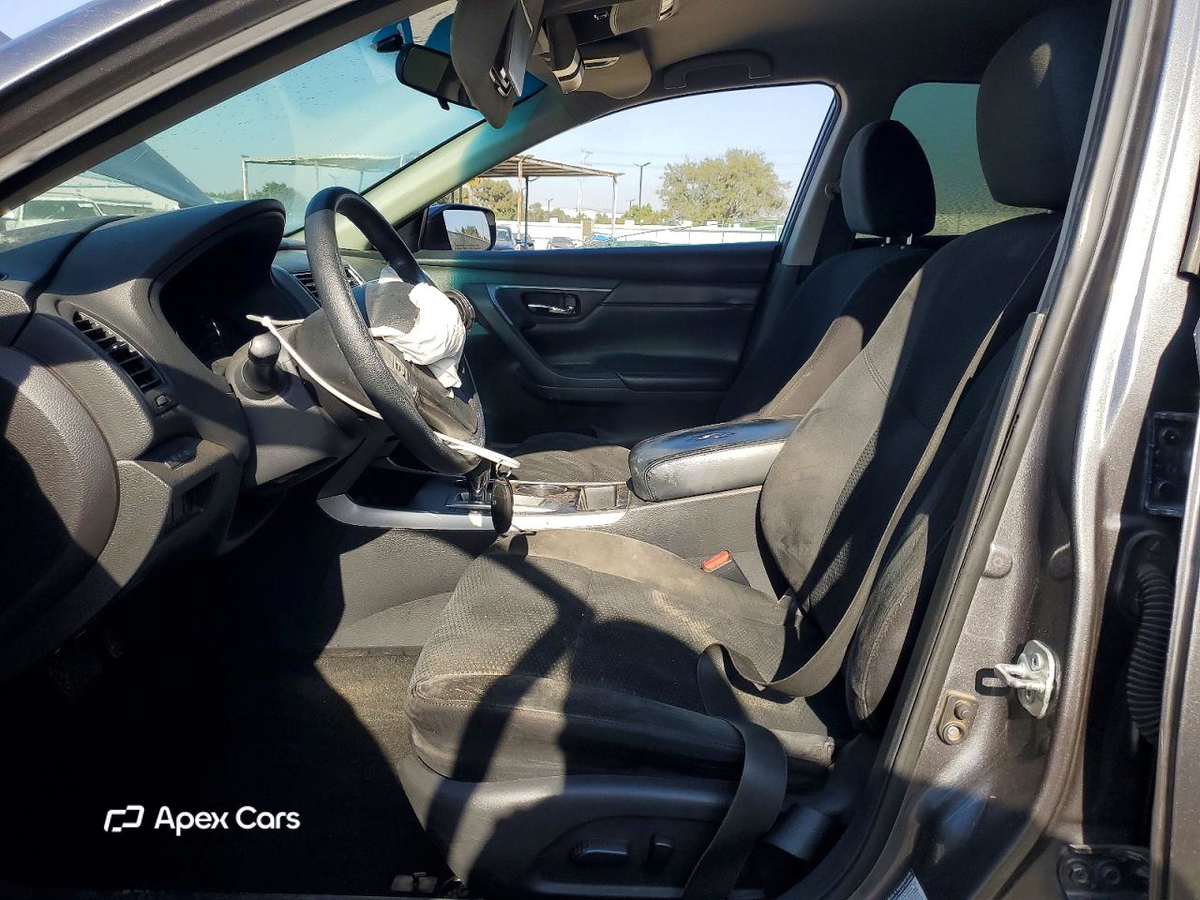Nissan Altima 2015