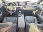 Lexus ES 2019
