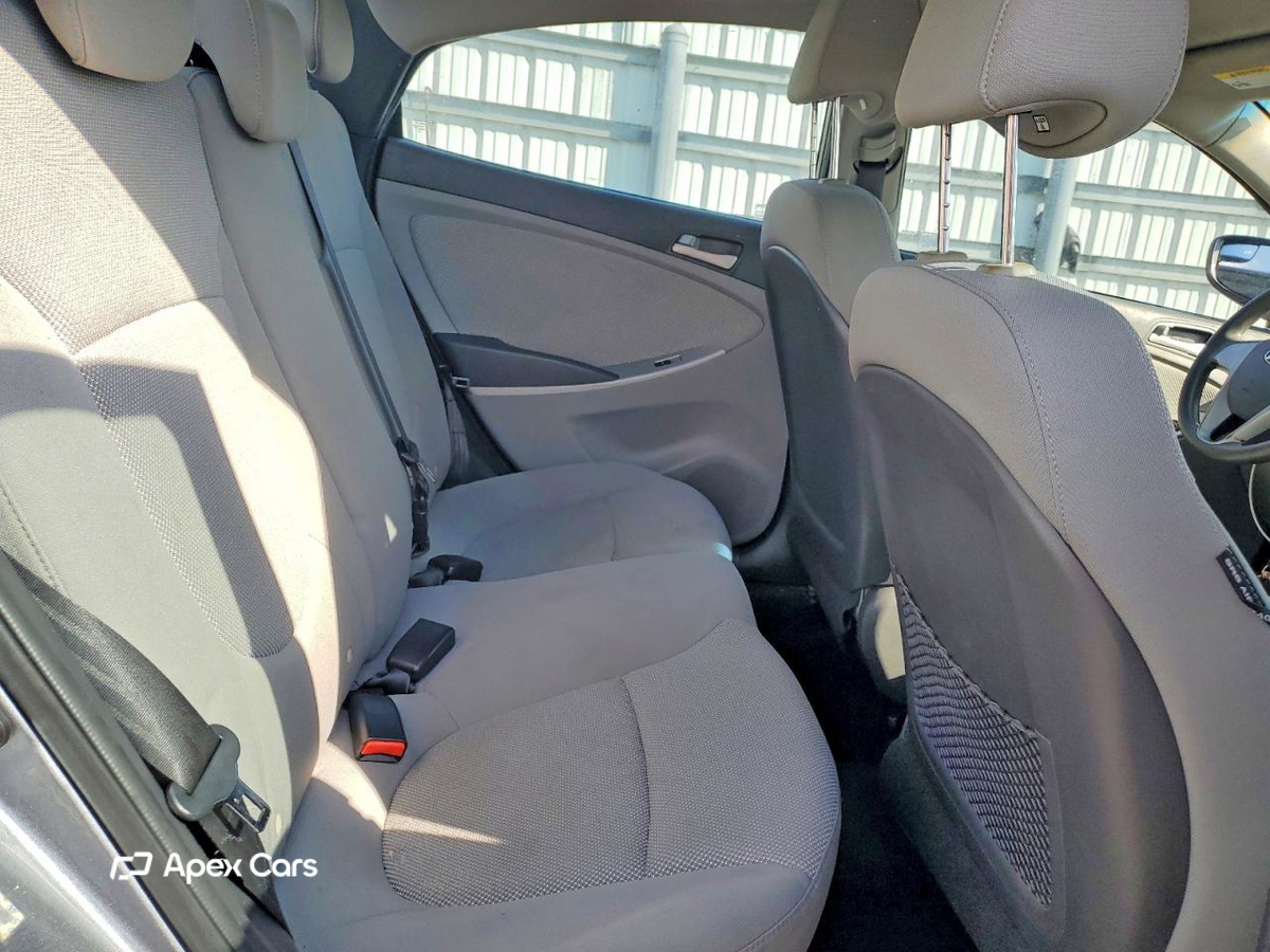 Hyundai Accent 2014