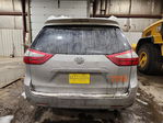 Toyota Sienna 2015