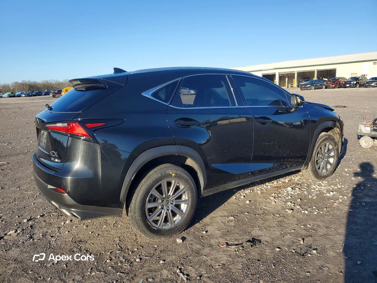 Lexus NX 2021