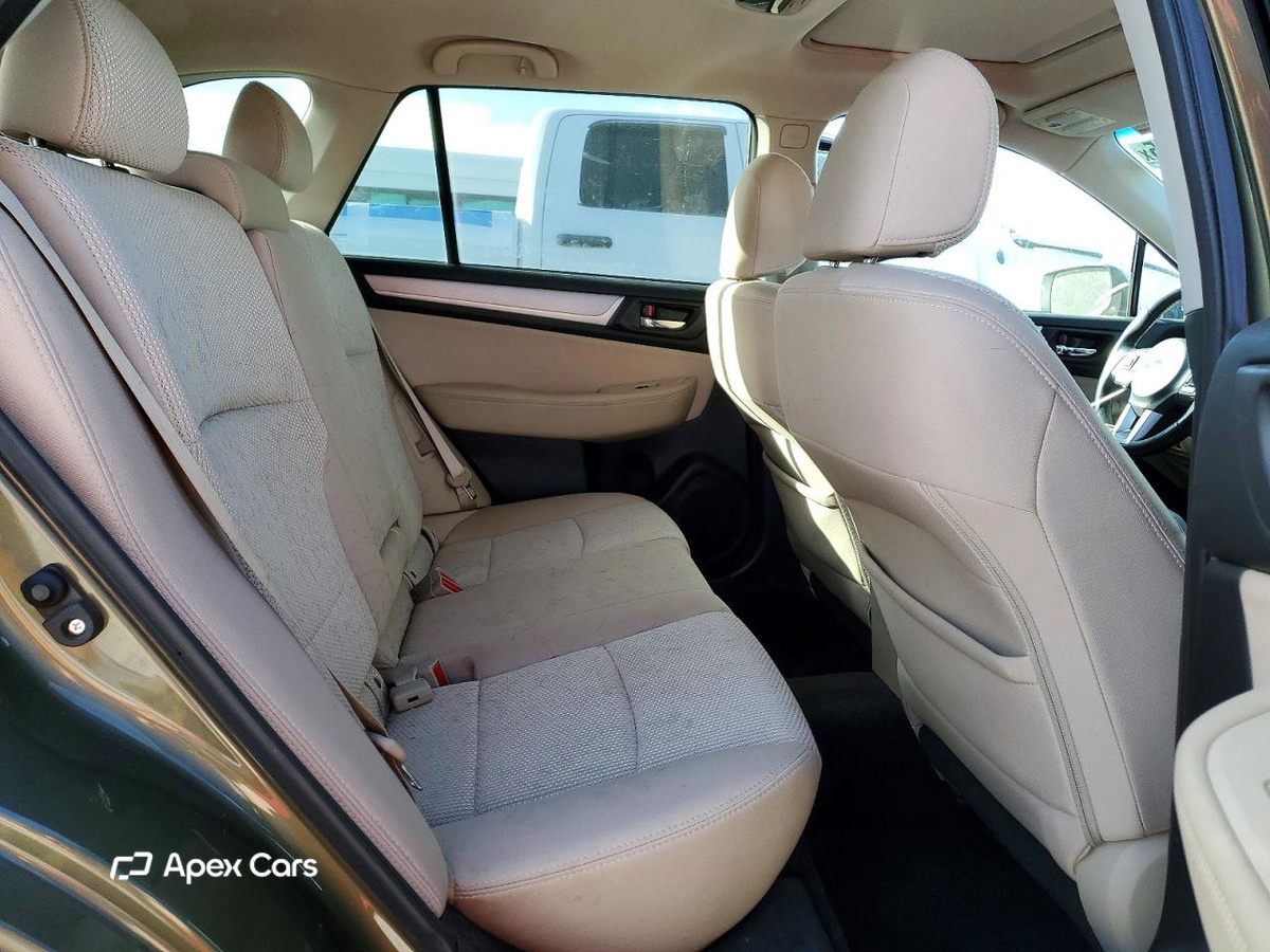 Subaru Legacy 2015