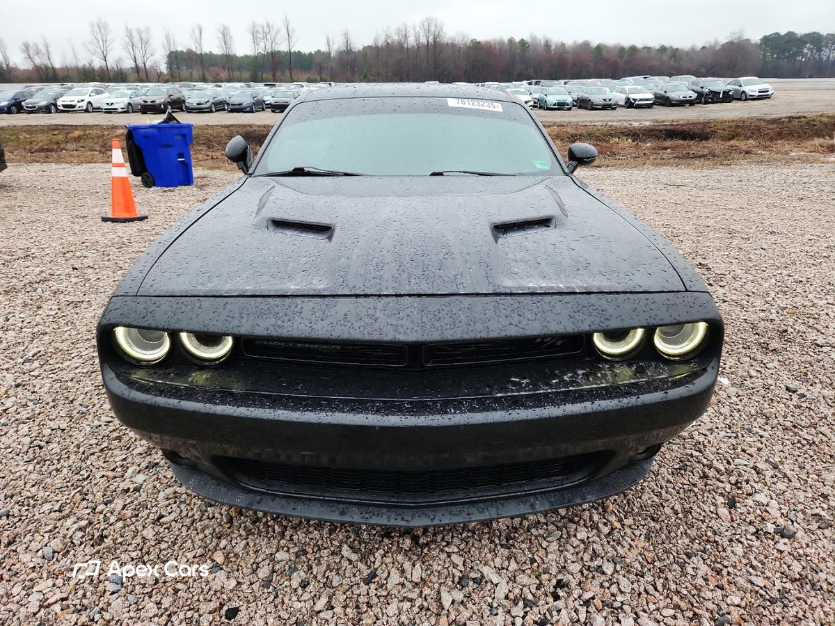 Dodge Challenger 2017