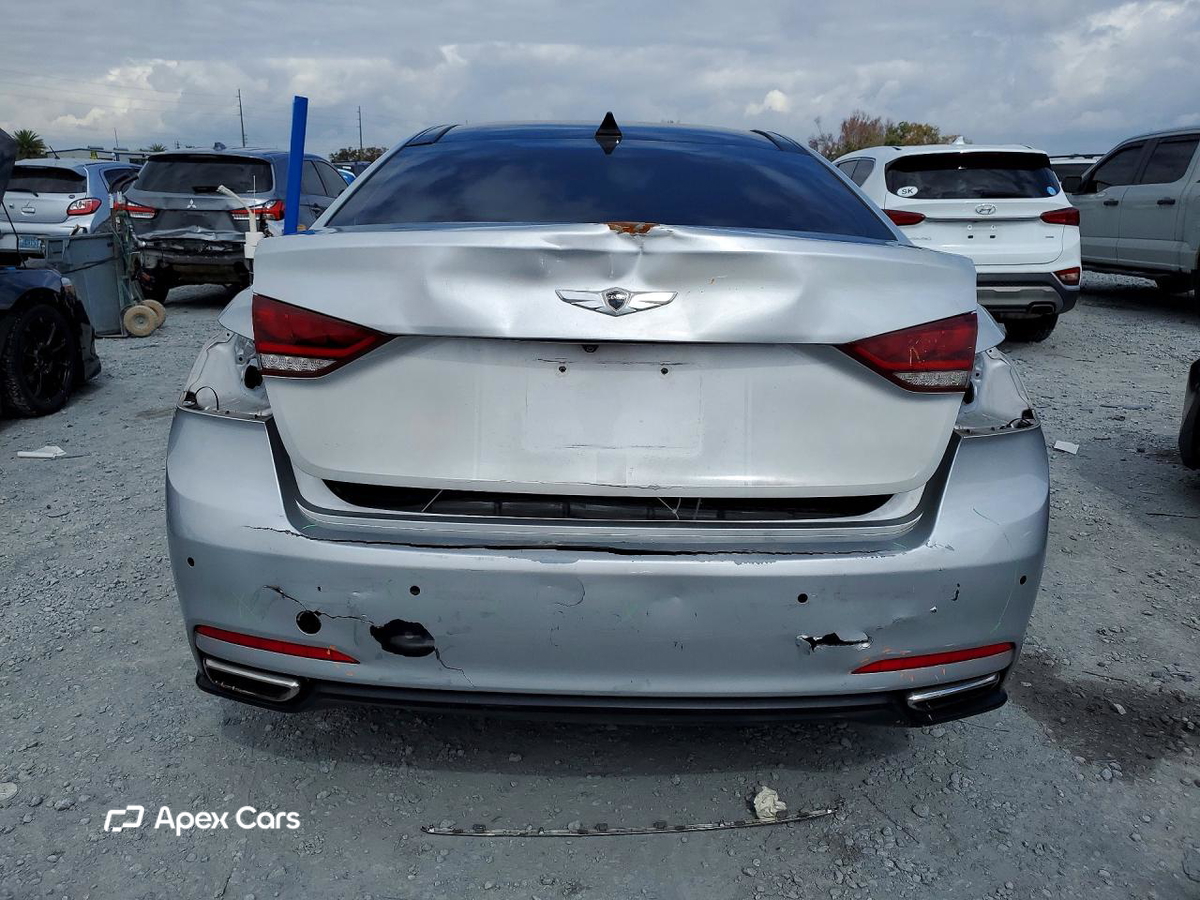 Hyundai Genesis 2015