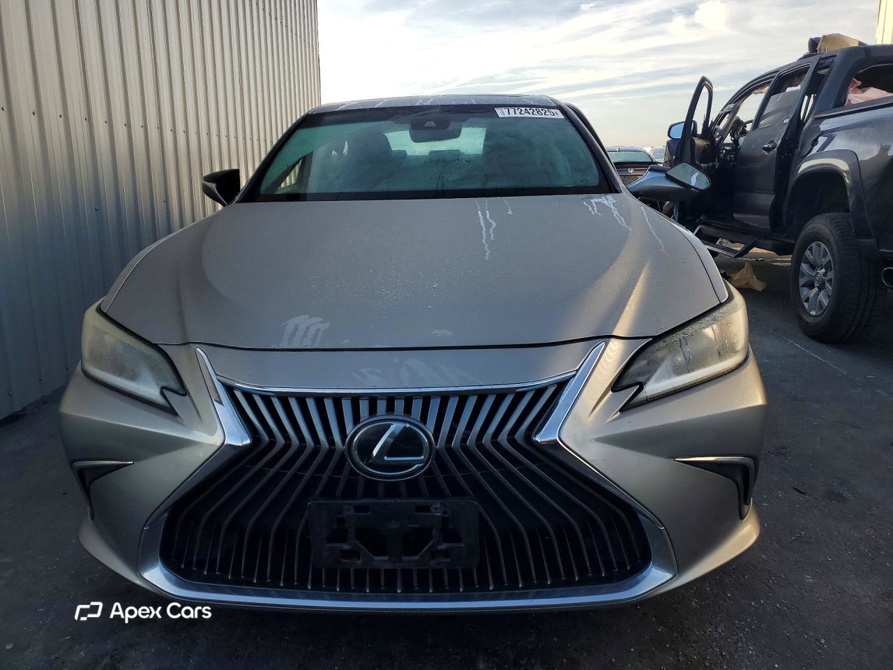 Lexus ES 2020