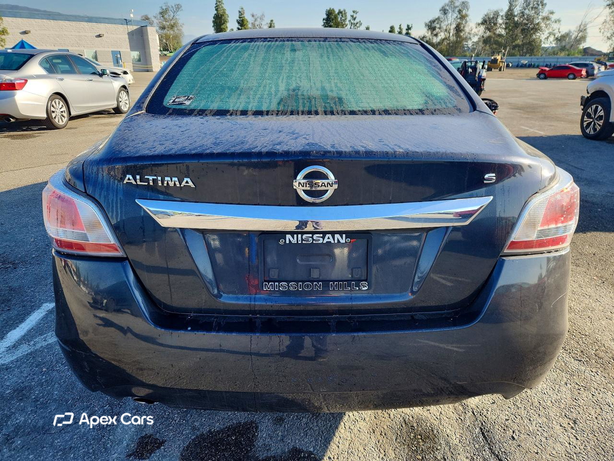 Nissan Altima 2015