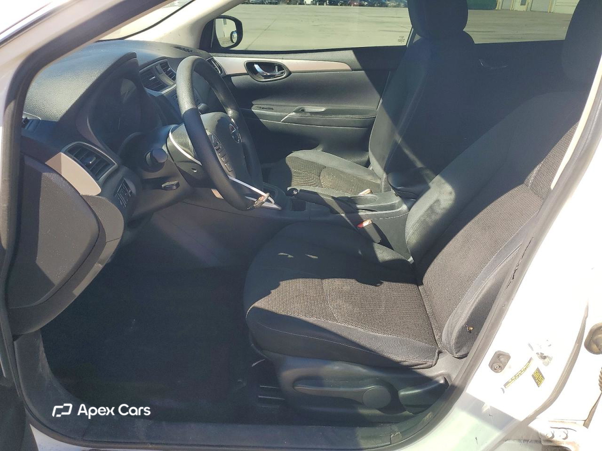 Nissan Sentra 2016