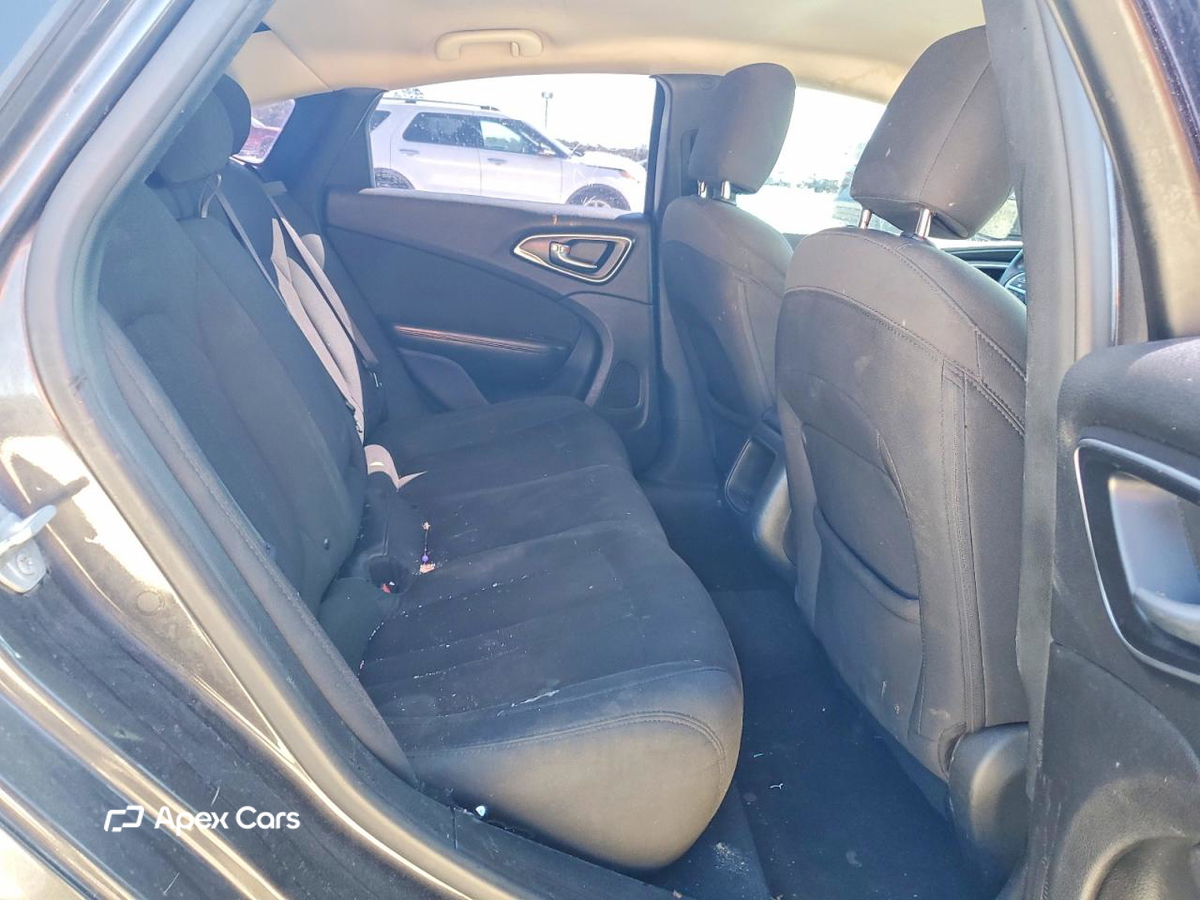 Chrysler 200 2016