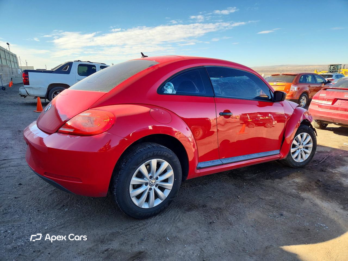Volkswagen Beetle 2013