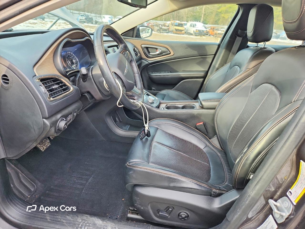 Chrysler 200 2015