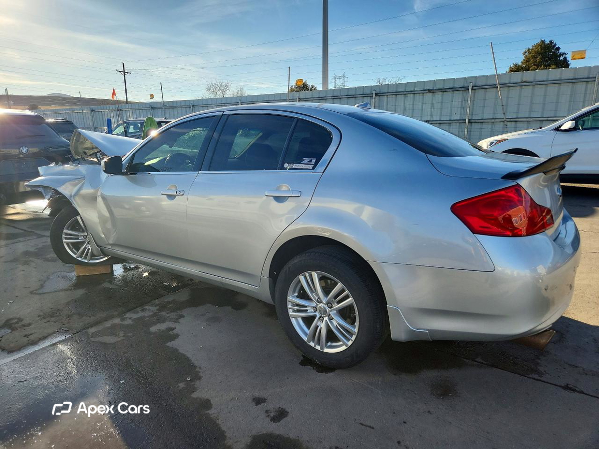 Infiniti G 2013