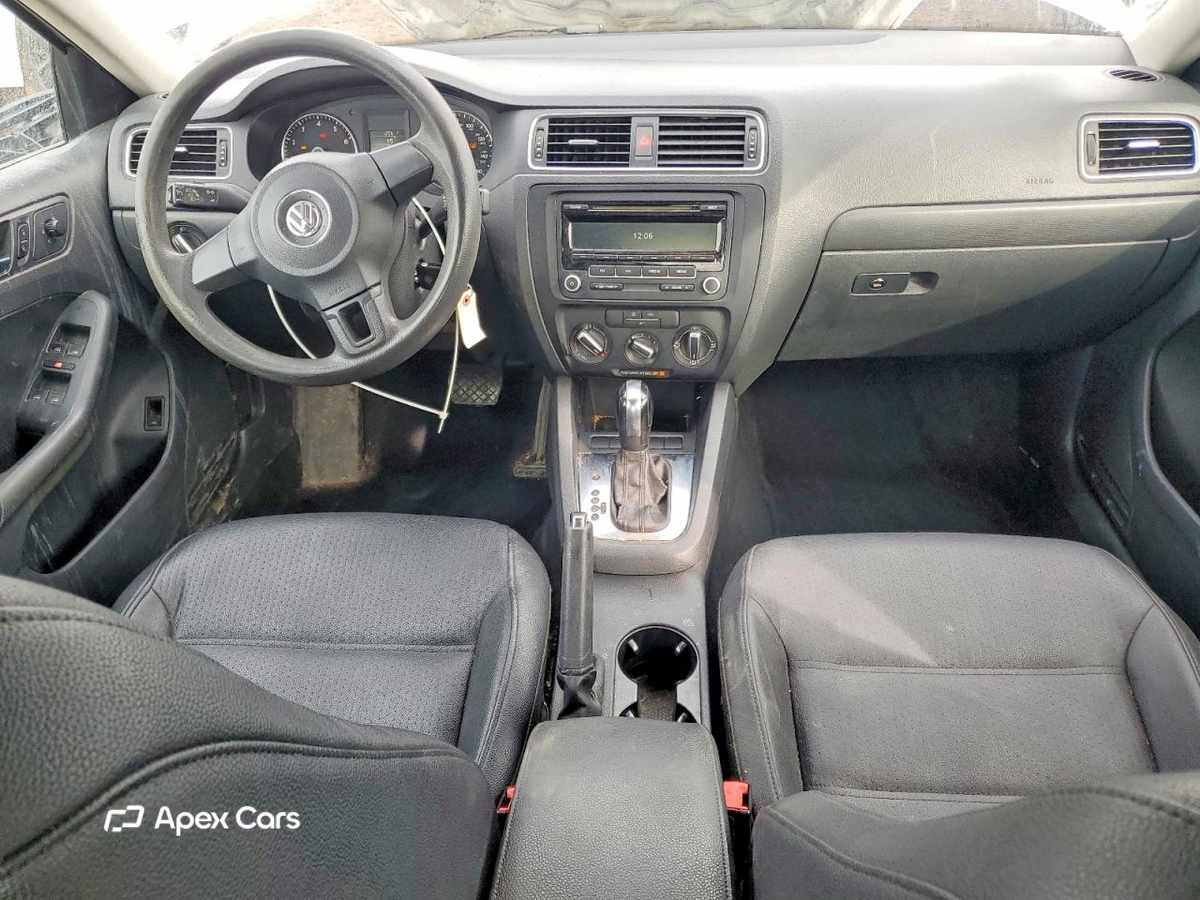 Volkswagen Jetta 2012
