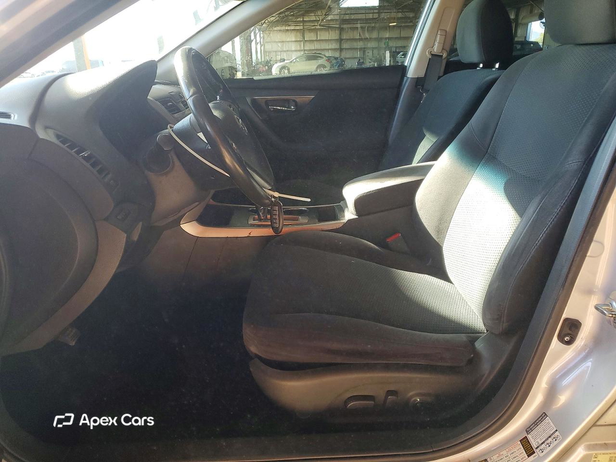 Nissan Altima 2015