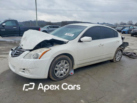 Nissan Altima 2011 - Image 1 of 13
