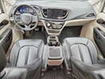 Chrysler Pacifica 2023