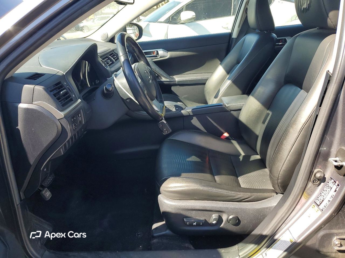 Lexus CT 2012