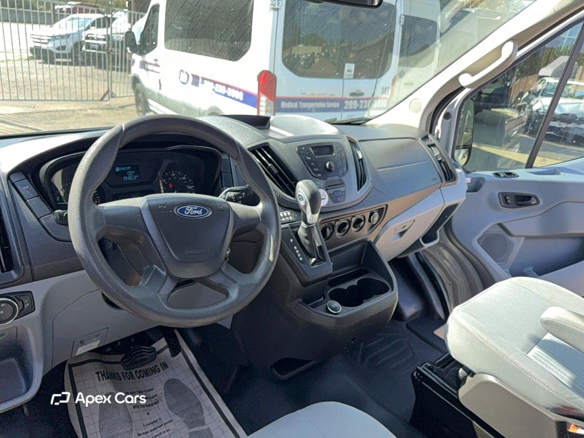 Ford Transit 2019