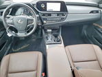 Lexus ES 2025