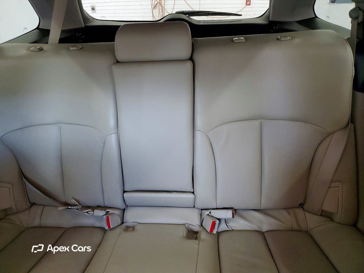 Subaru Outback 2011