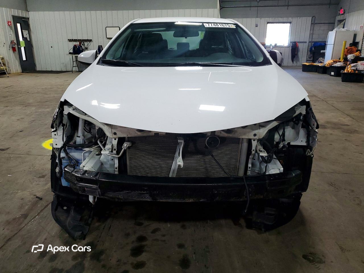 Toyota Corolla 2015