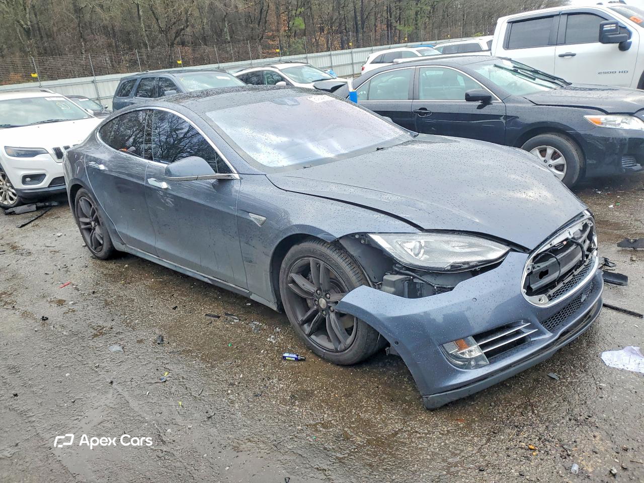 Tesla Model S 2015