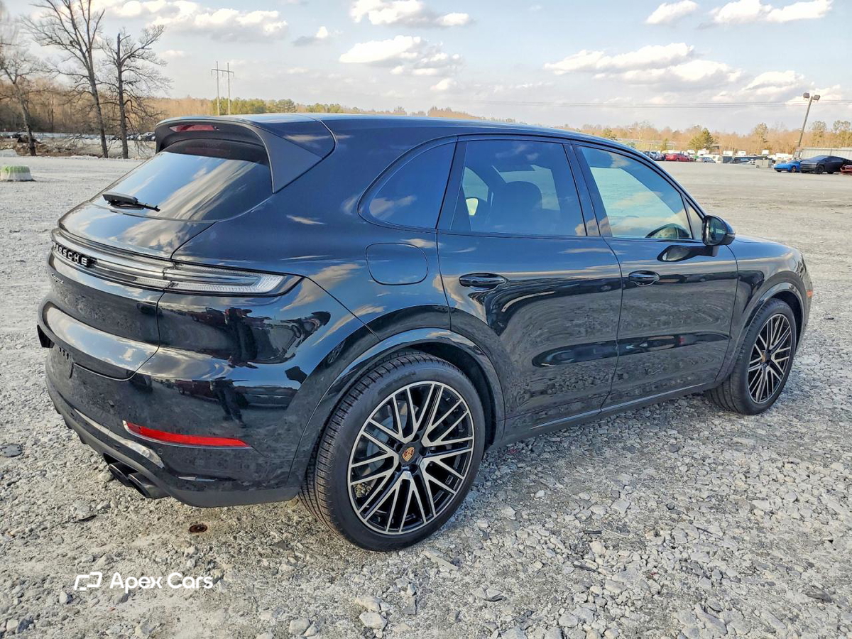 Porsche Cayenne 2025