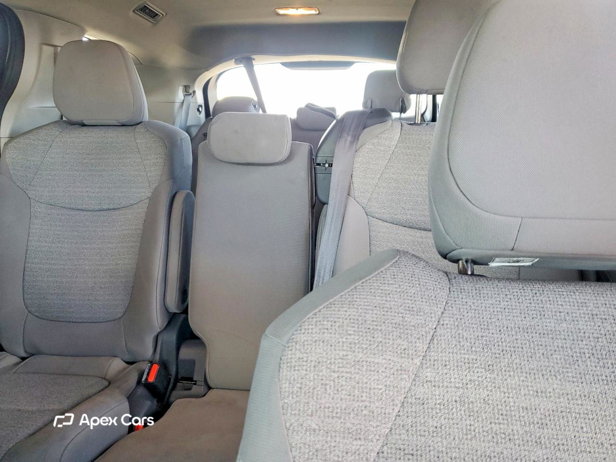 Toyota Sienna 2021